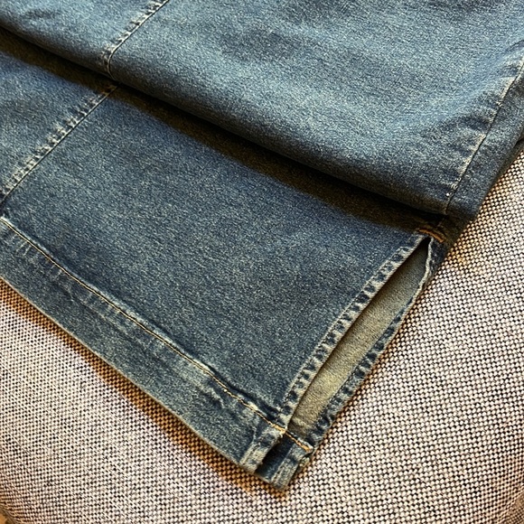 Y2K Vintage Denim Mid Rise Maxi Skirt, with belt detailing, Circa 2006 - Picture 15 of 17